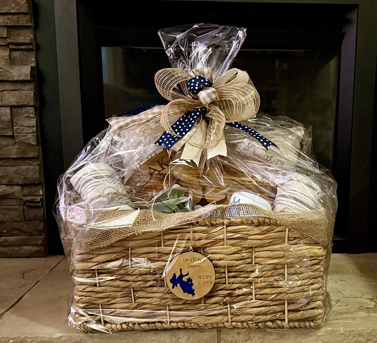 Custom Gift Basket – Personalized & Curated